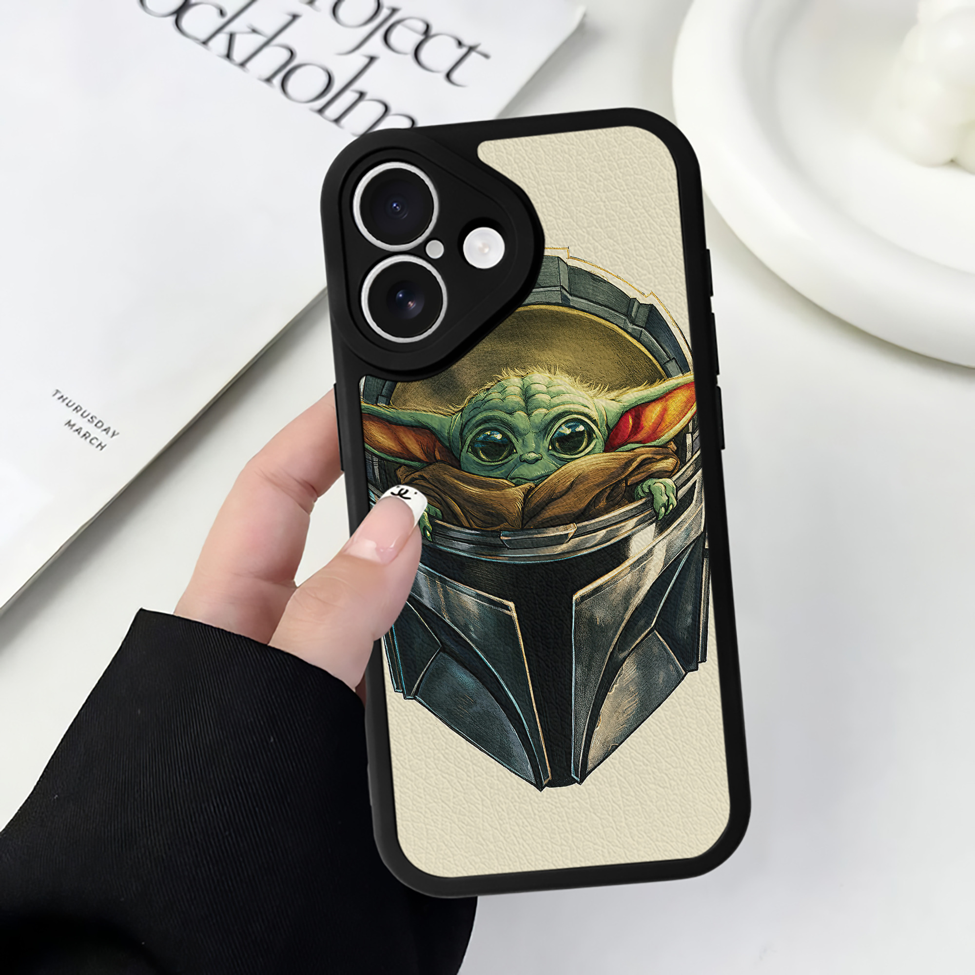 （画像用） スター・ウォーズ Star Wars 【iPhone 16シリーズ対応】シリコンスマホケース（レザー調） 材質：シリコン